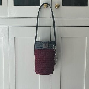 Burgundy and Gray Crochet wine bag- Handmade